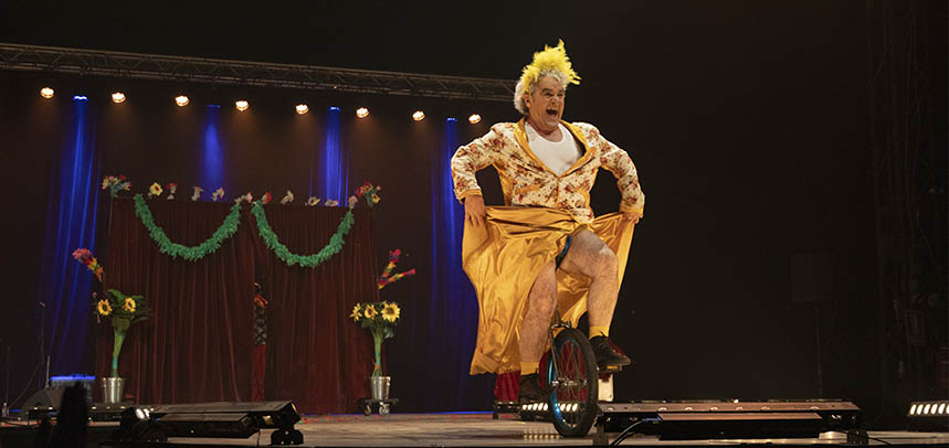 Boni se despide de los escenarios en el SAT!