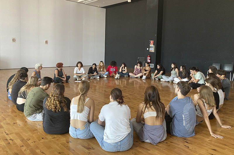 Comença la quarta edició del projecte educatiu Mètodes teatrals de creació col·lectiva Comença la quarta edició del projecte educatiu Mètodes teatrals de creació col·lectiva