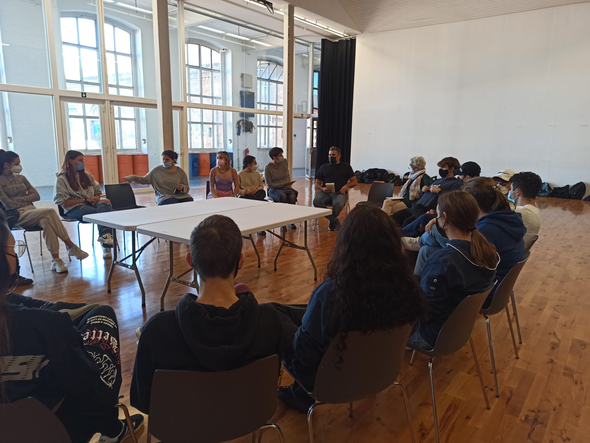 Segona edició del projecte educatiu del SAT!, l’Institut Doctor Puigvert i la Fàbrica de Creació Fabra i Coats Segona edició del projecte educatiu del SAT!, l’Institut Doctor Puigvert i la Fàbrica de Creació Fabra i Coats