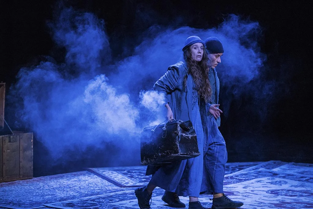 Fly me to the moon_Cia Leandre