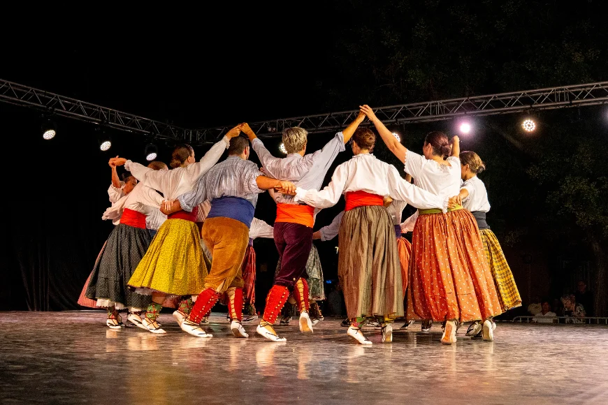 Gamma, Esbart Maragall