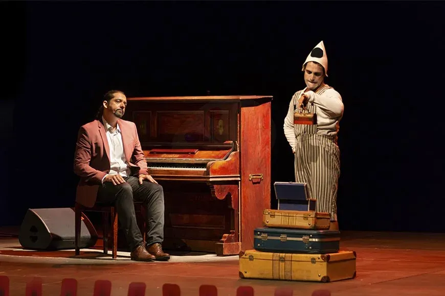 Piano Clown Concerto_Carlos Bianchini | © Antoni Sueiro Piano Clown Concerto_Carlos Bianchini | © Antoni Sueiro