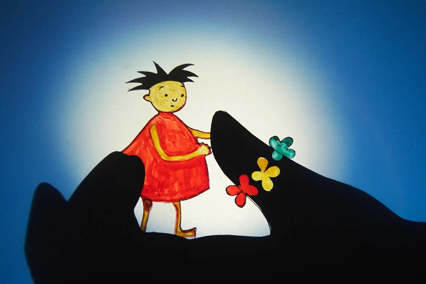 The story of the giant Dumdum and little Tulipa - Animamundi Teatre